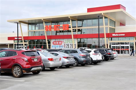 Heb meyerland - Most recently, H-E-B opened a store near the Museum District and Third Ward area. That 90,000-square-foot grocery store, near the intersection of North …